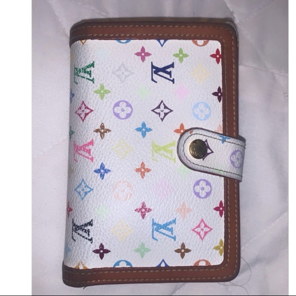 Louis Vuitton white monogram wallet